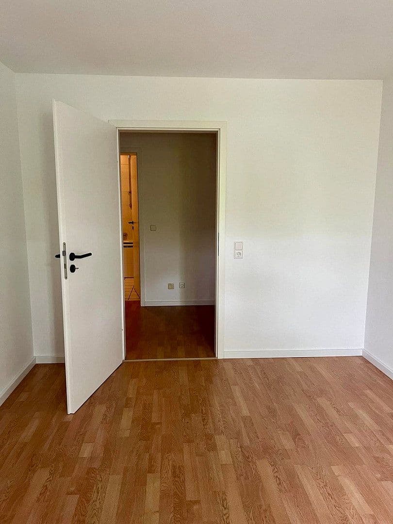 Prenájom bytu 2-izbový 62 m², Rheindorfer Straße 168, Langenfeld (Rheinland), Severné Porýnie - Westfálsko Prenájom bytu 2-izbový 62 m², Rheindorfer Straße 168, Langenfeld (Rheinland), Severné Porýnie - Westfálsko