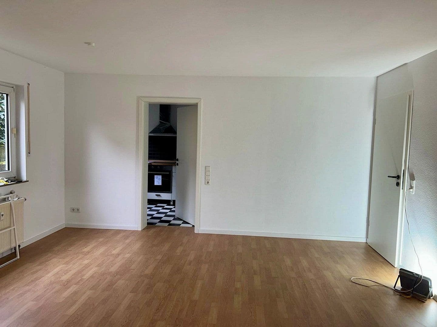 Prenájom bytu 2-izbový 62 m², Rheindorfer Straße 168, Langenfeld (Rheinland), Severné Porýnie - Westfálsko Prenájom bytu 2-izbový 62 m², Rheindorfer Straße 168, Langenfeld (Rheinland), Severné Porýnie - Westfálsko