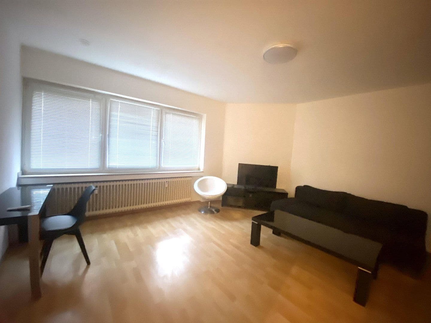 Prenájom bytu 2-izbový 50 m², Köln, Severné Porýnie - Westfálsko Prenájom bytu 2-izbový 50 m², Köln, Severné Porýnie - Westfálsko