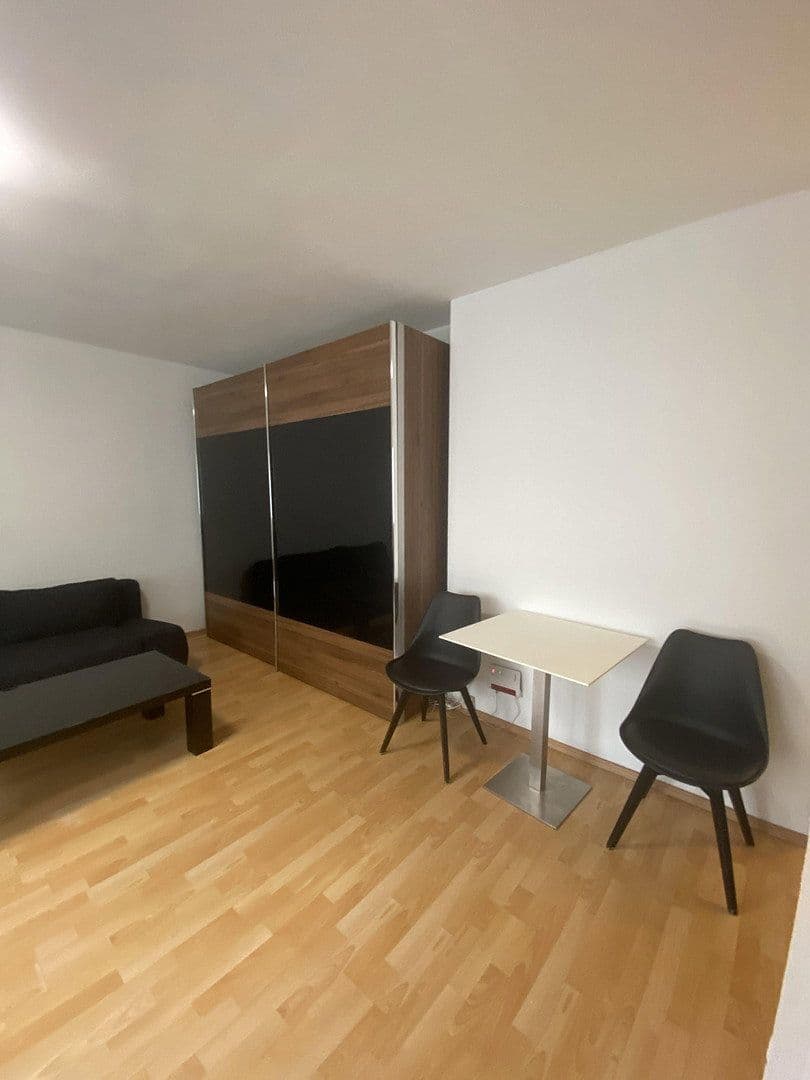 Prenájom bytu 2-izbový 50 m², Köln, Severné Porýnie - Westfálsko Prenájom bytu 2-izbový 50 m², Köln, Severné Porýnie - Westfálsko
