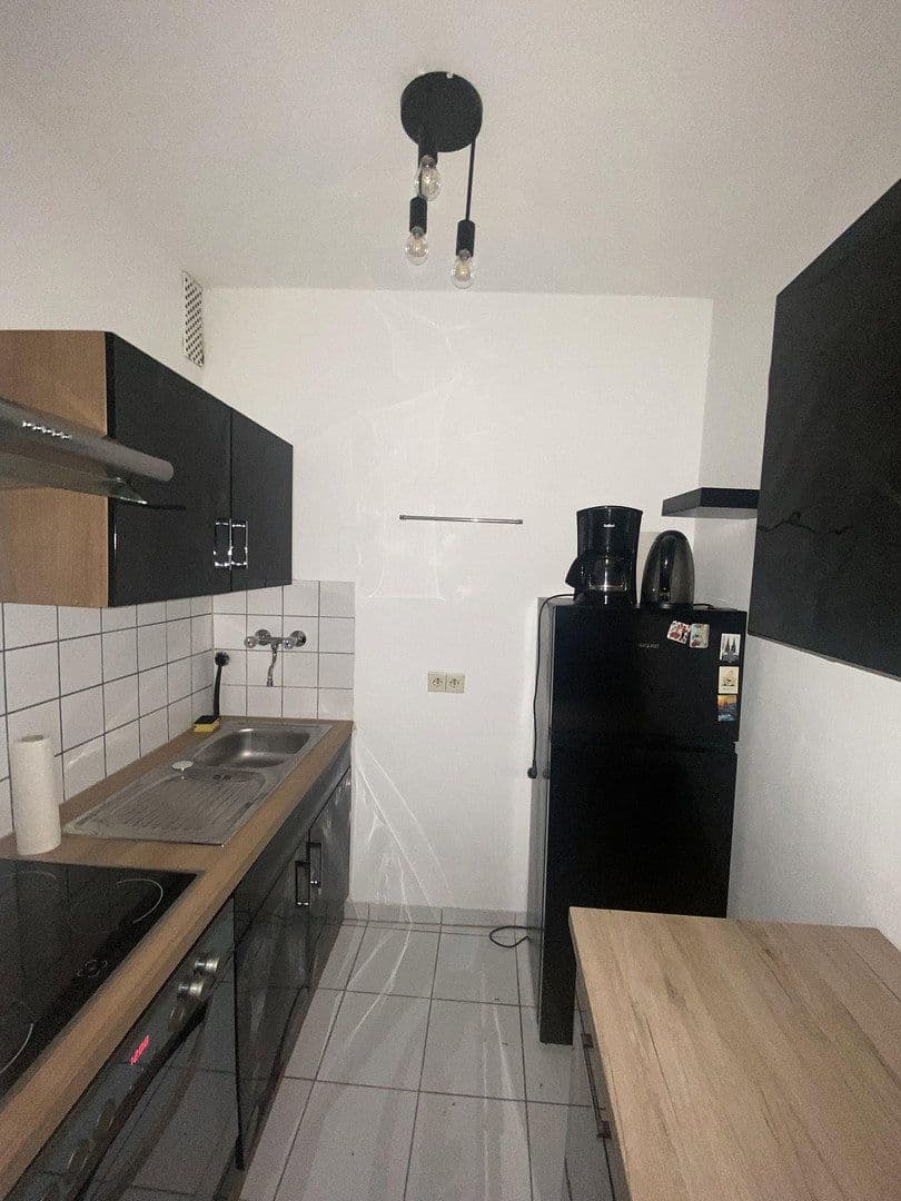 Prenájom bytu 2-izbový 50 m², Köln, Severné Porýnie - Westfálsko Prenájom bytu 2-izbový 50 m², Köln, Severné Porýnie - Westfálsko