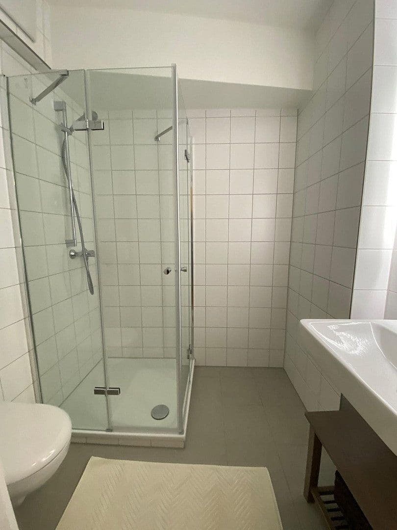 Prenájom bytu 2-izbový 50 m², Köln, Severné Porýnie - Westfálsko Prenájom bytu 2-izbový 50 m², Köln, Severné Porýnie - Westfálsko