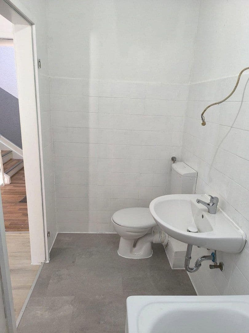 Prenájom bytu 2-izbový 45 m², Krayer Str. 30, Bochum, Severné Porýnie - Westfálsko Prenájom bytu 2-izbový 45 m², Krayer Str. 30, Bochum, Severné Porýnie - Westfálsko