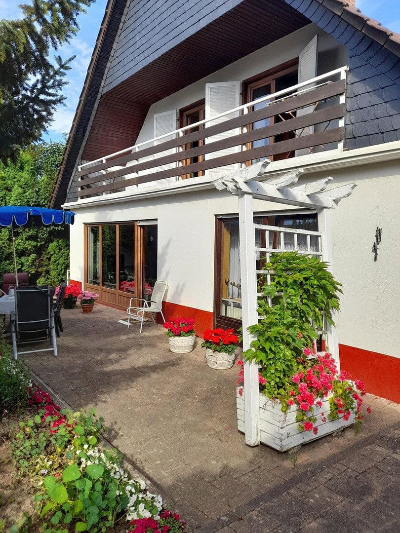 Predaj domu 169 m², pozemek 850 m², Schwabenheim an der Selz, Porýnie-Falcko Predaj domu 169 m², pozemek 850 m², Schwabenheim an der Selz, Porýnie-Falcko