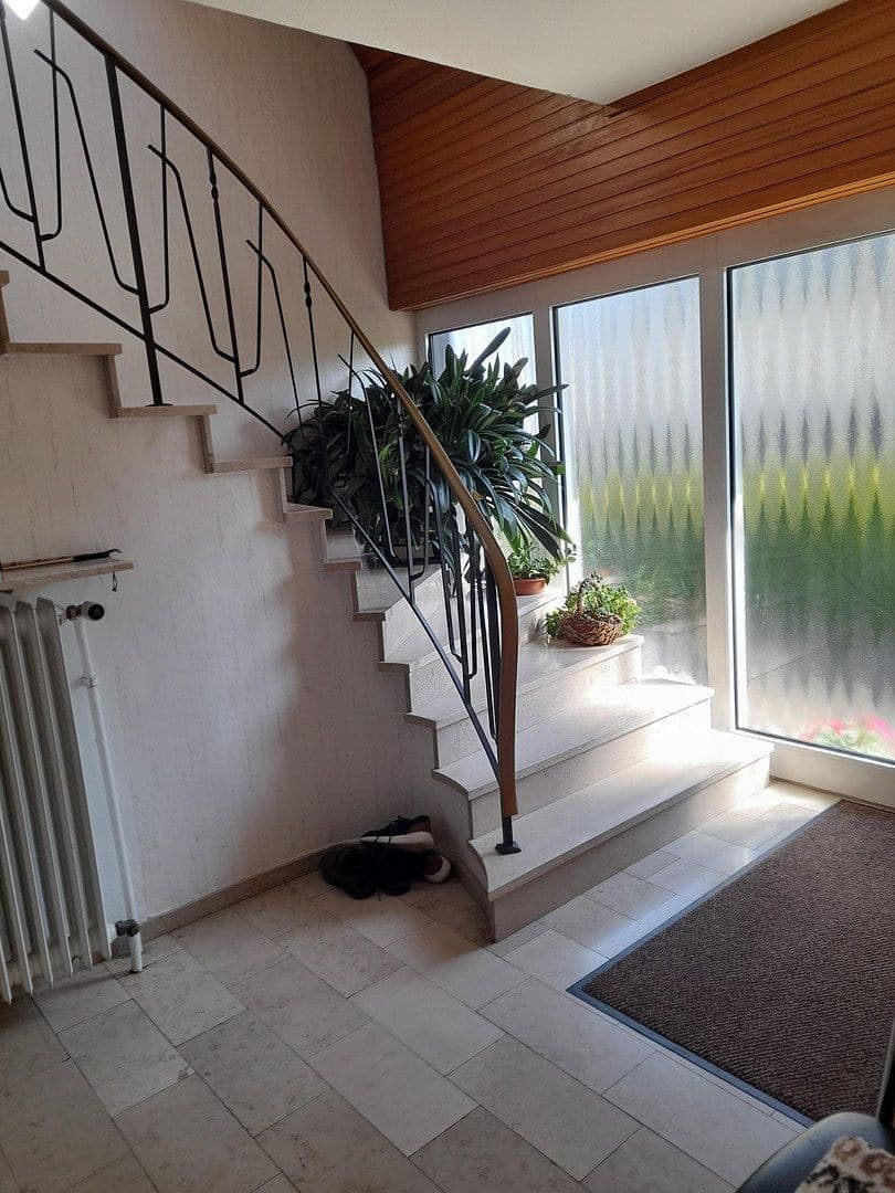 Predaj domu 169 m², pozemek 850 m², Schwabenheim an der Selz, Porýnie-Falcko Predaj domu 169 m², pozemek 850 m², Schwabenheim an der Selz, Porýnie-Falcko