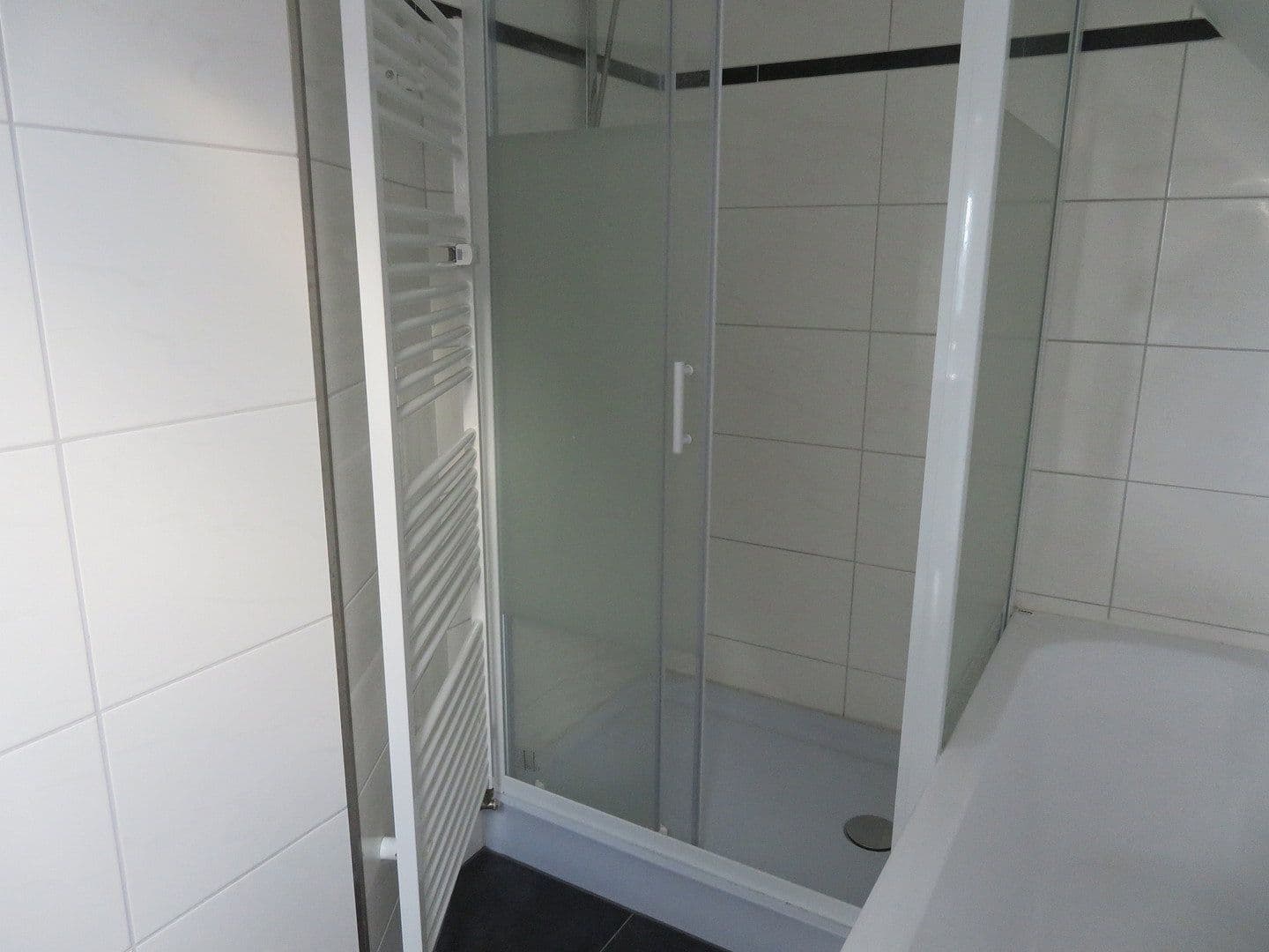 Prenájom bytu 1-izbový 30 m², Hetzerath, Porýnie-Falcko Prenájom bytu 1-izbový 30 m², Hetzerath, Porýnie-Falcko