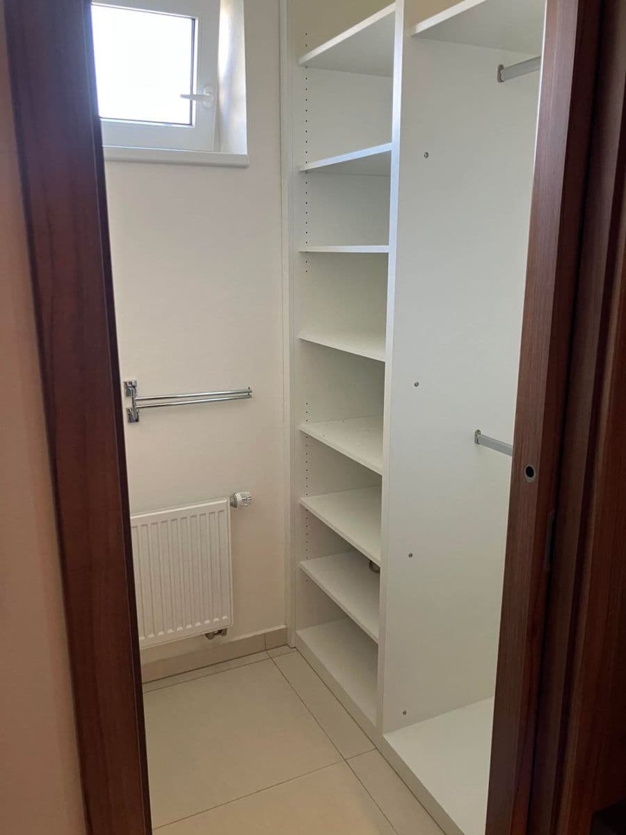 Prenájom bytu 2-izbový 50 m², Karla Kryla, Brno, Jihomoravský kraj Prenájom bytu 2-izbový 50 m², Karla Kryla, Brno, Jihomoravský kraj