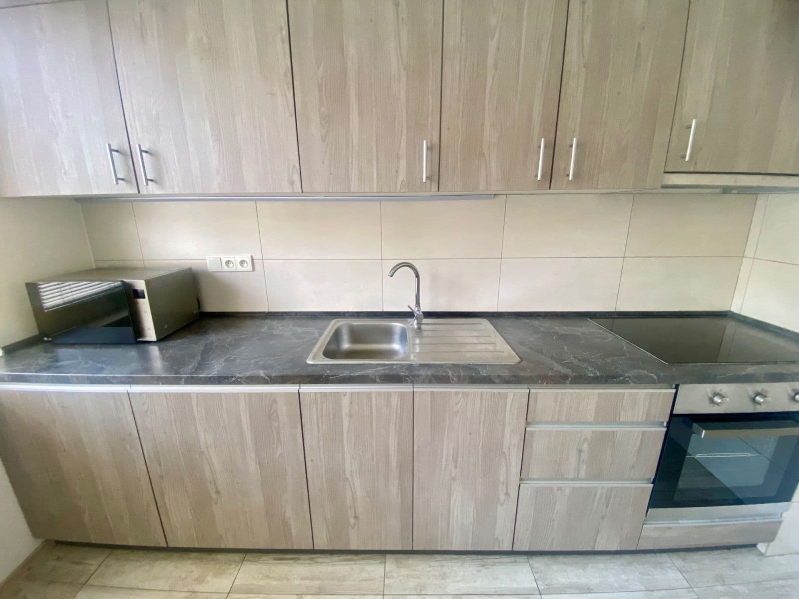 Prenájom bytu 1-izbový 42 m², Vazovova, Praha, Praha Prenájom bytu 1-izbový 42 m², Vazovova, Praha, Praha