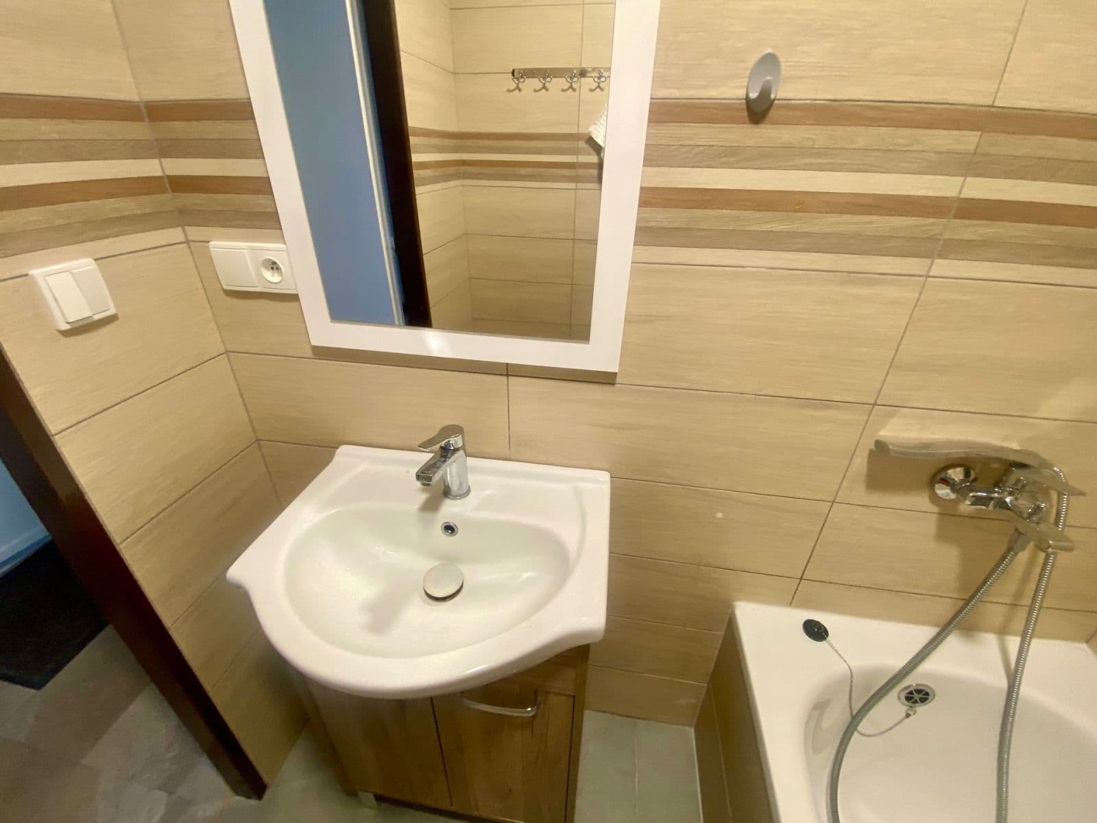 Prenájom bytu 1-izbový 42 m², Vazovova, Praha, Praha Prenájom bytu 1-izbový 42 m², Vazovova, Praha, Praha
