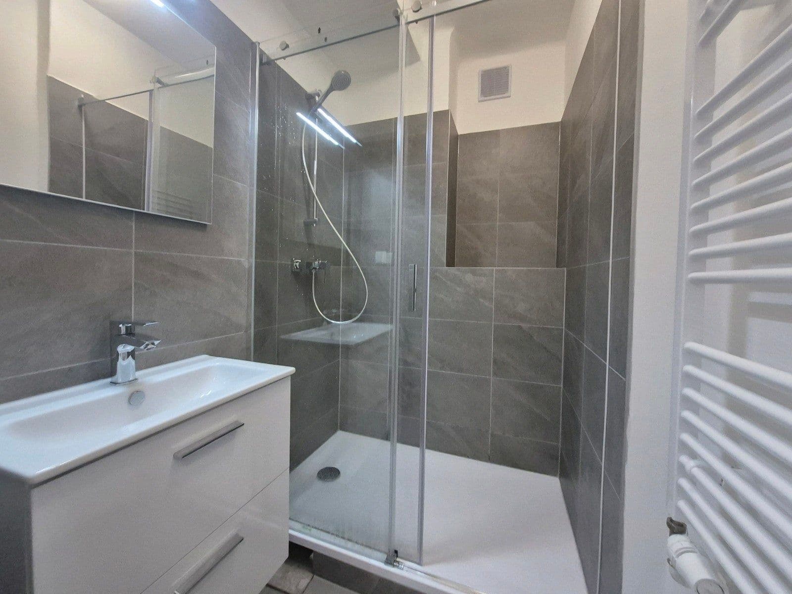 Prenájom bytu 3-izbový 67 m², Jana Wericha, Havířov, Moravskoslezský kraj Prenájom bytu 3-izbový 67 m², Jana Wericha, Havířov, Moravskoslezský kraj
