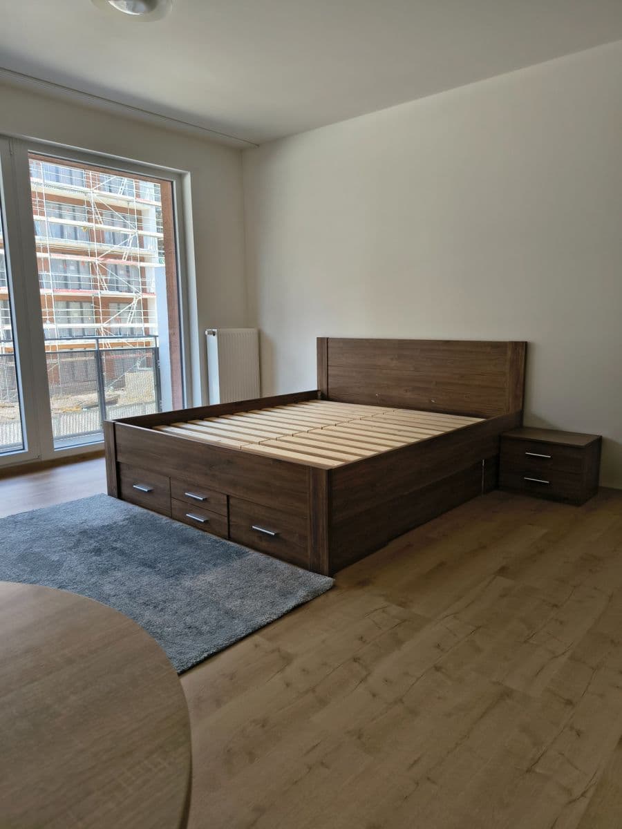 Prenájom bytu 1-izbový 37 m², Gerstelova, Praha, Praha Prenájom bytu 1-izbový 37 m², Gerstelova, Praha, Praha