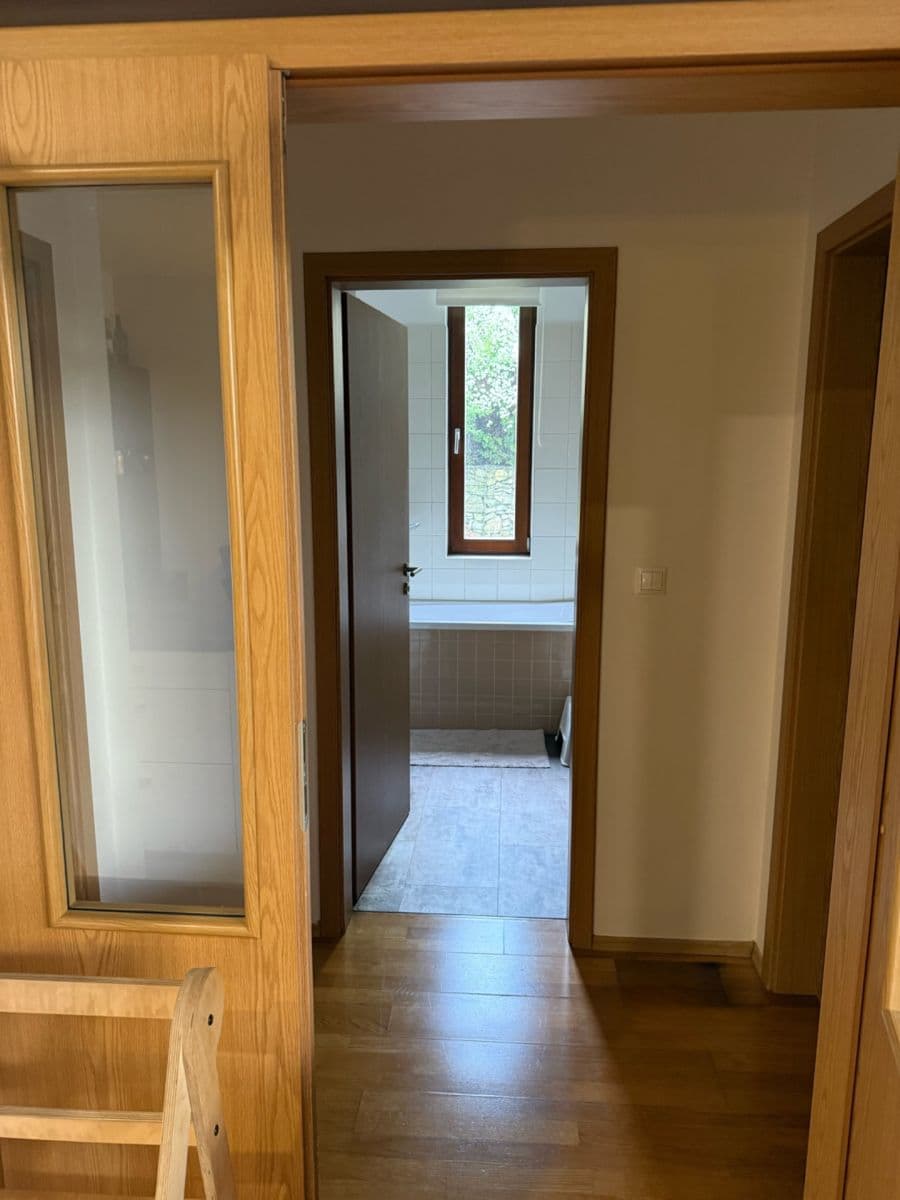 Prenájom bytu 3-izbový 70 m², Kamýcká, Praha, Praha Prenájom bytu 3-izbový 70 m², Kamýcká, Praha, Praha