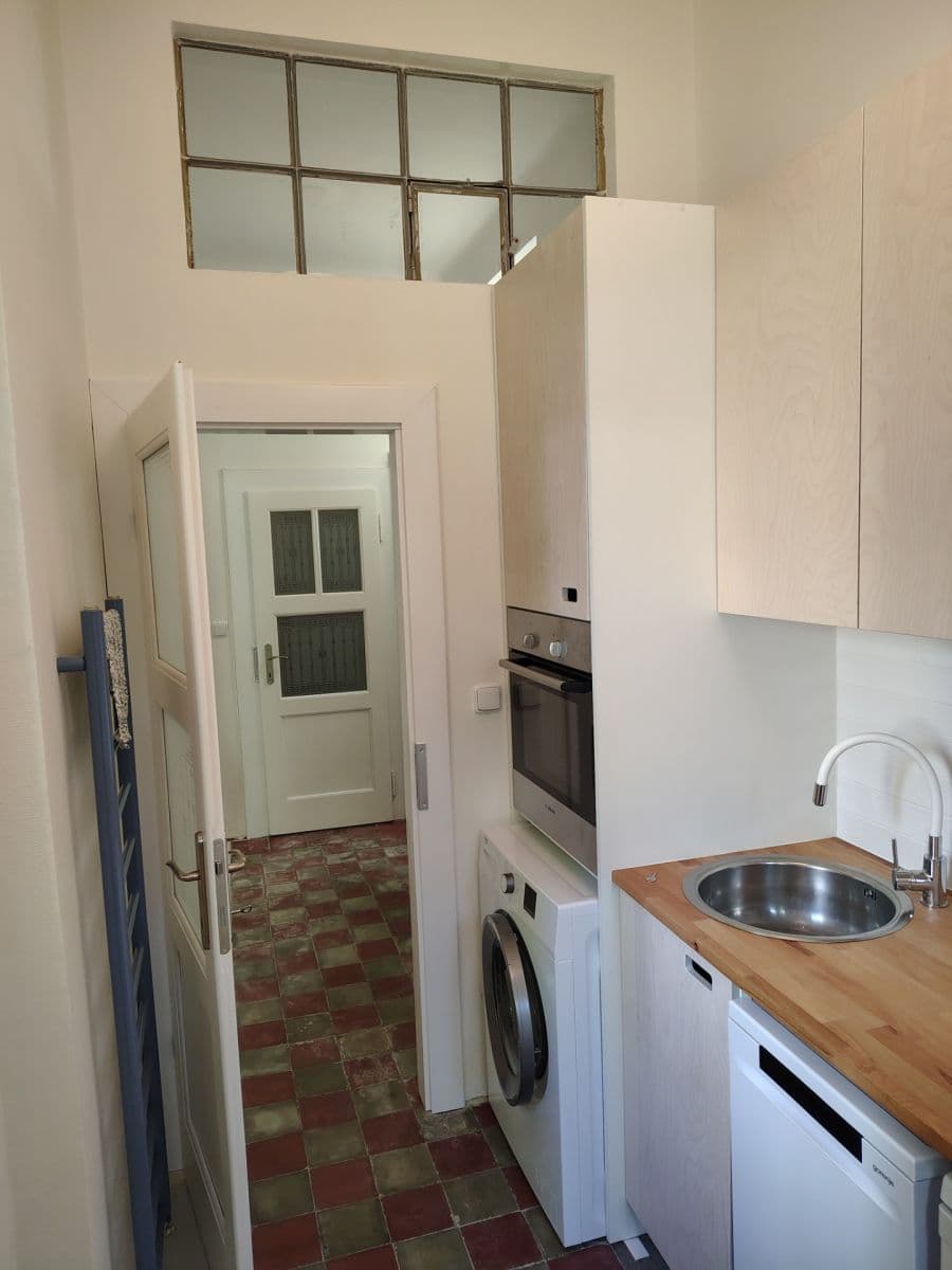 Prenájom bytu 2-izbový 52 m², Táborská, Praha, Praha Prenájom bytu 2-izbový 52 m², Táborská, Praha, Praha