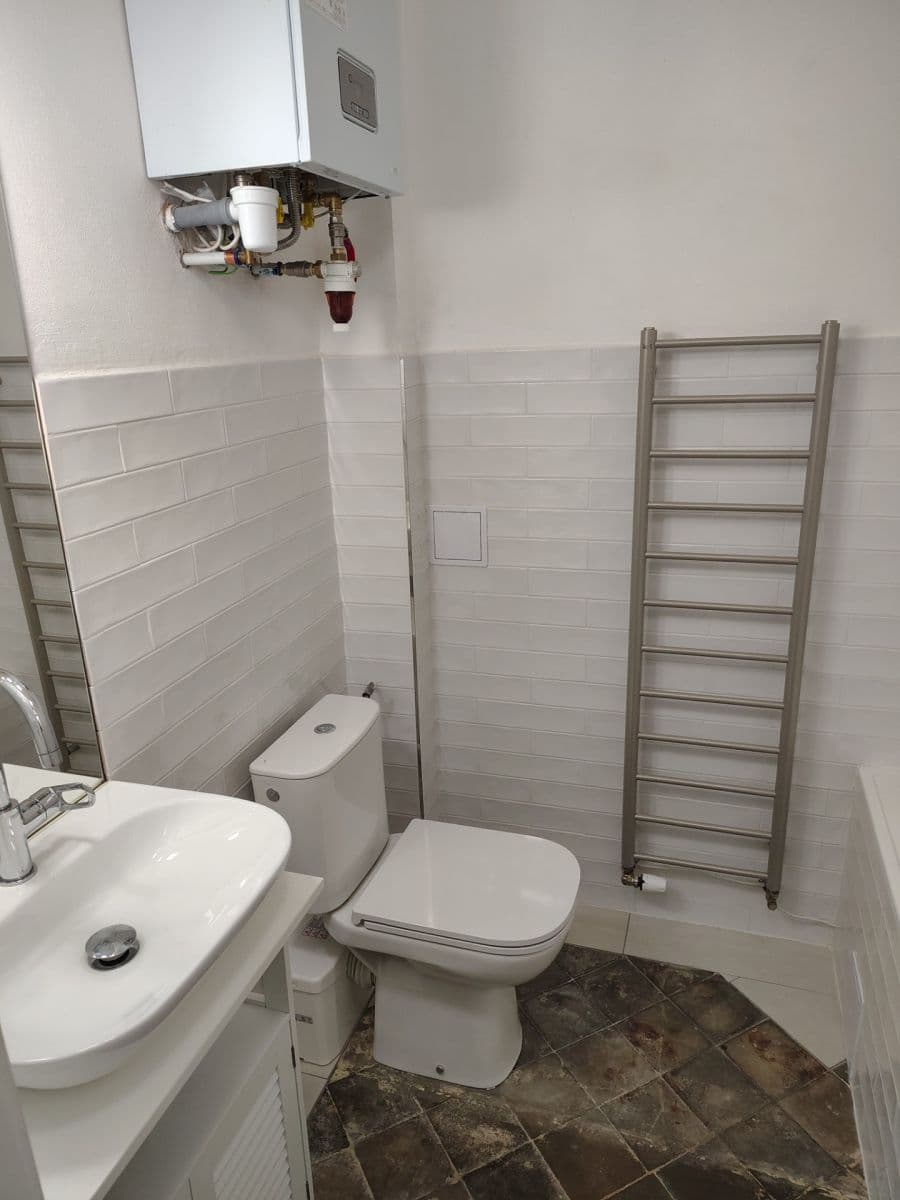 Prenájom bytu 2-izbový 52 m², Táborská, Praha, Praha Prenájom bytu 2-izbový 52 m², Táborská, Praha, Praha
