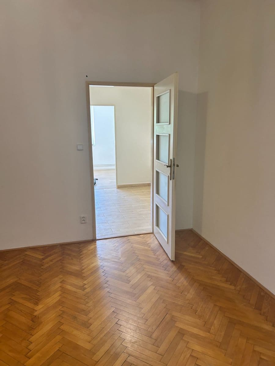 Prenájom bytu 1-izbový 45 m², V Nových Vokovicích, Praha, Praha Prenájom bytu 1-izbový 45 m², V Nových Vokovicích, Praha, Praha