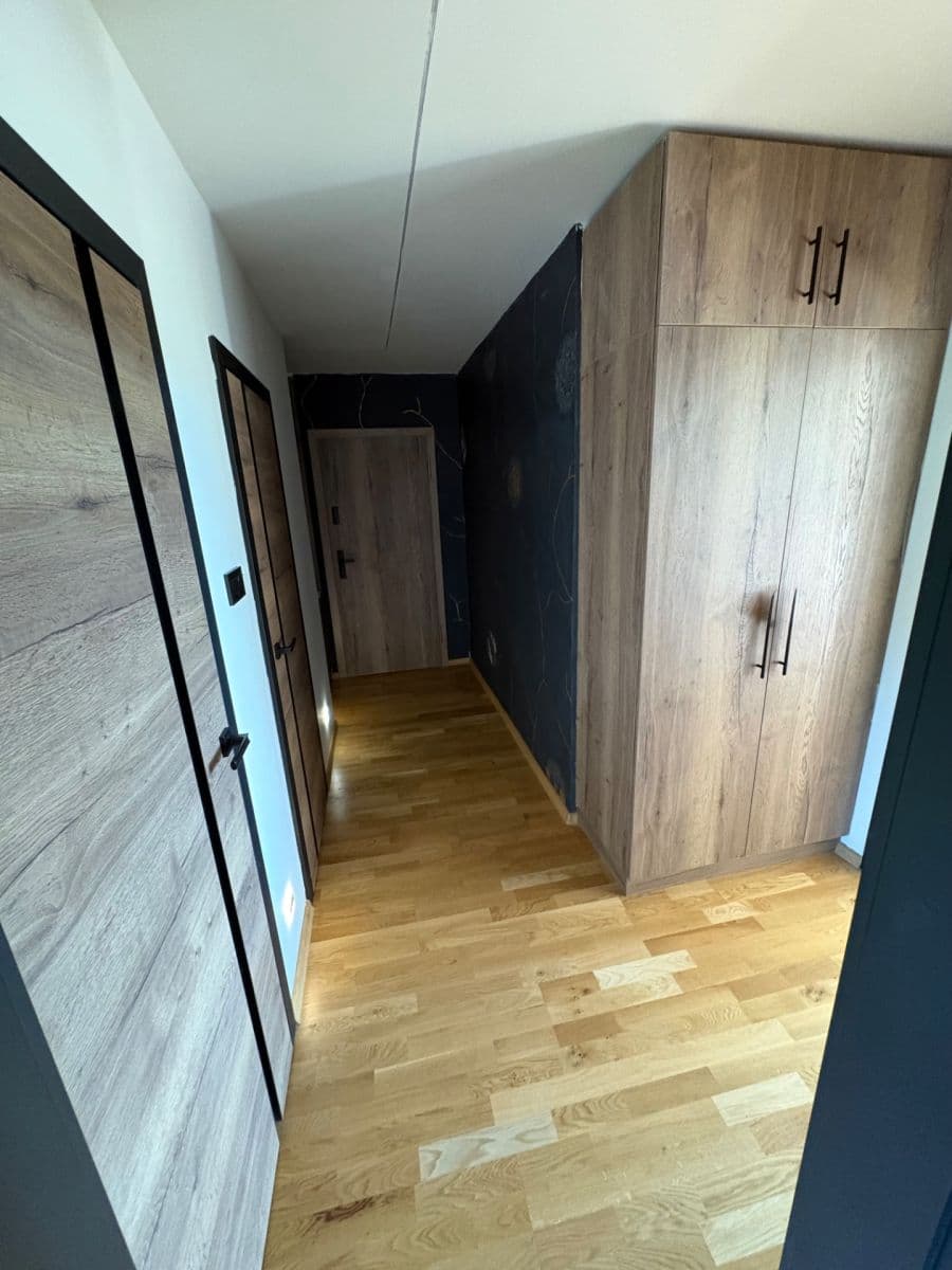 Predaj bytu 3-izbový 71 m², Tovární, Bohumín, Moravskoslezský kraj Predaj bytu 3-izbový 71 m², Tovární, Bohumín, Moravskoslezský kraj