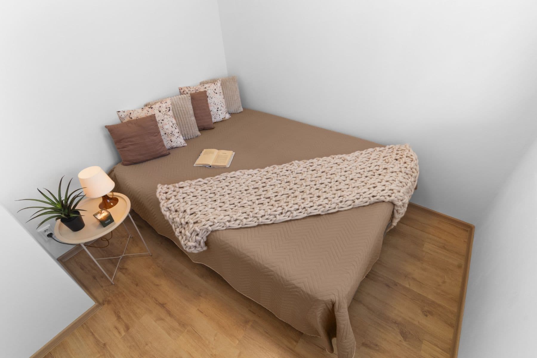 Predaj bytu 2-izbový 34 m², Na Vavřinci, Slaný, Středočeský kraj Predaj bytu 2-izbový 34 m², Na Vavřinci, Slaný, Středočeský kraj