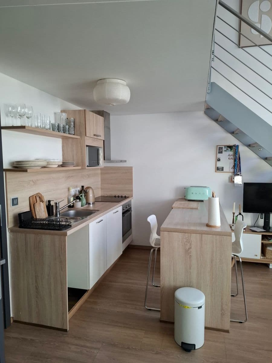 Prenájom bytu 2-izbový 48 m², U Libeňského pivovaru, Praha, Praha Prenájom bytu 2-izbový 48 m², U Libeňského pivovaru, Praha, Praha