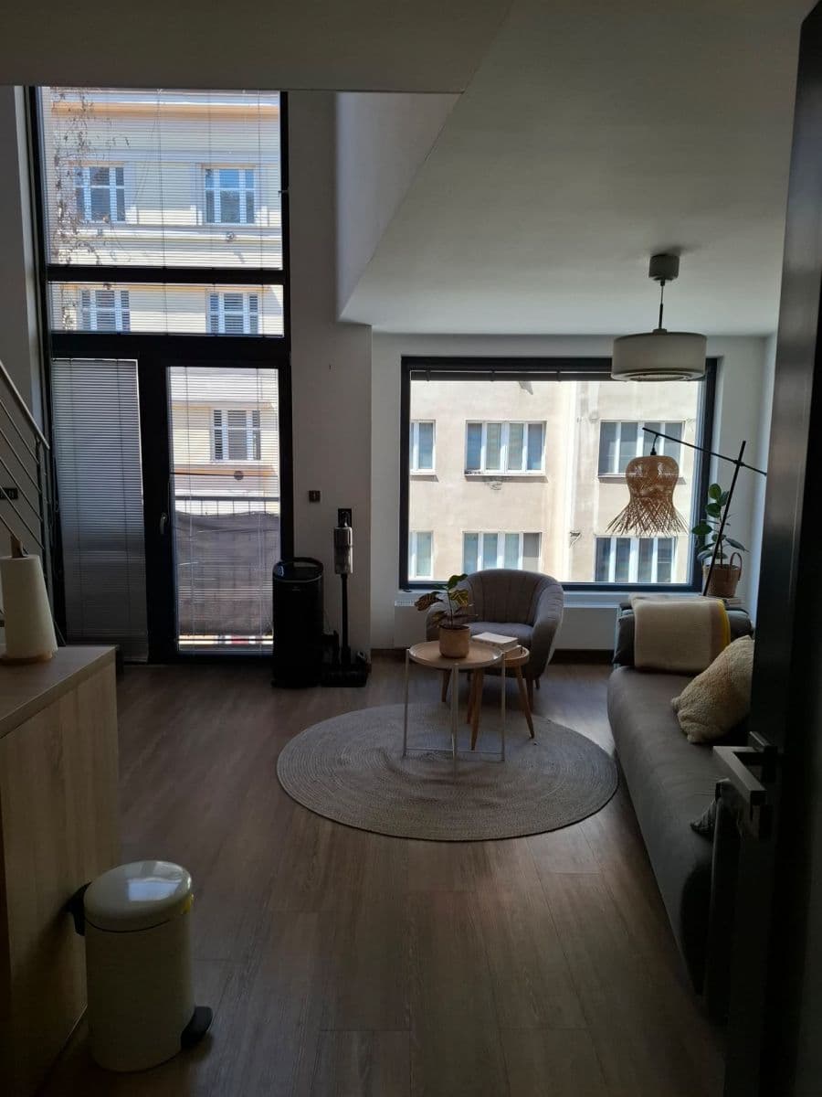 Prenájom bytu 2-izbový 48 m², U Libeňského pivovaru, Praha, Praha Prenájom bytu 2-izbový 48 m², U Libeňského pivovaru, Praha, Praha
