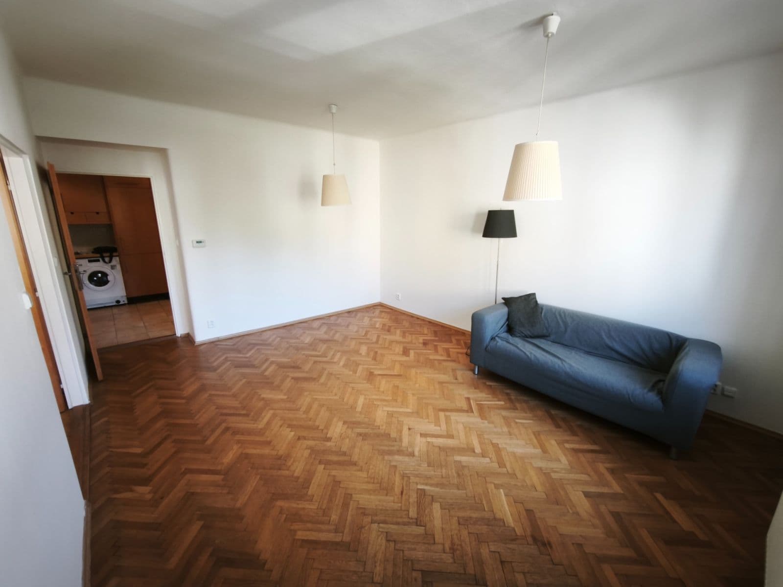 Prenájom bytu 2-izbový 56 m², Krátký lán, Praha, Praha Prenájom bytu 2-izbový 56 m², Krátký lán, Praha, Praha