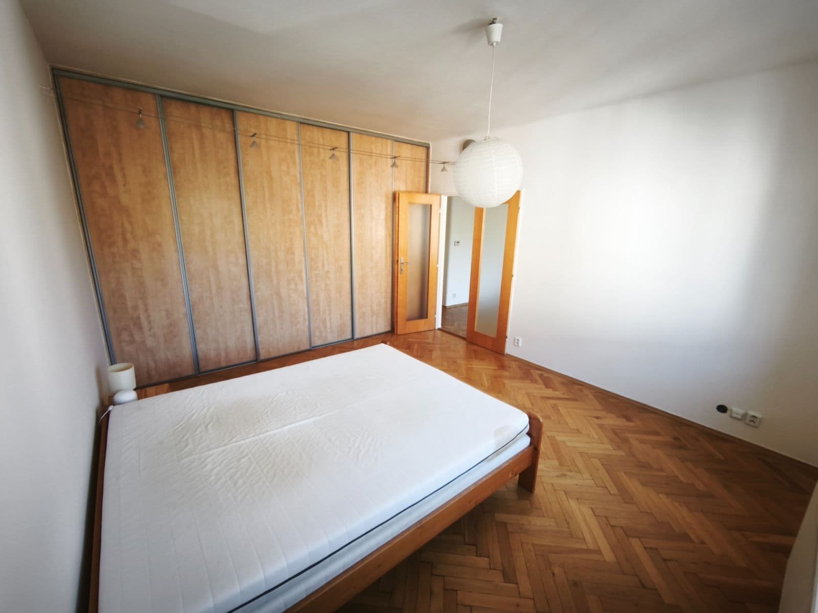 Prenájom bytu 2-izbový 56 m², Krátký lán, Praha, Praha Prenájom bytu 2-izbový 56 m², Krátký lán, Praha, Praha