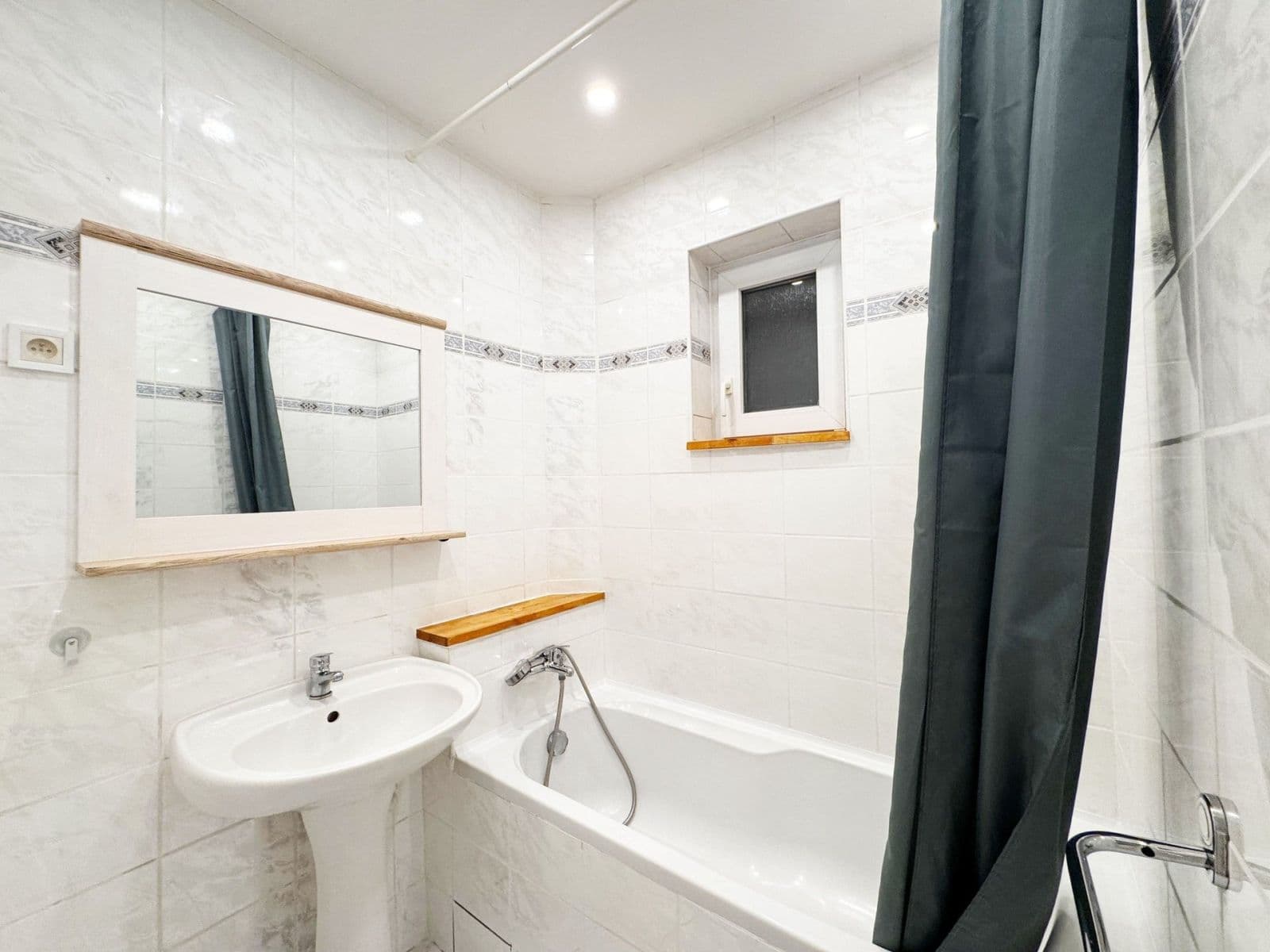Prenájom bytu 2-izbový 47 m², Jihlavská, Praha, Praha Prenájom bytu 2-izbový 47 m², Jihlavská, Praha, Praha