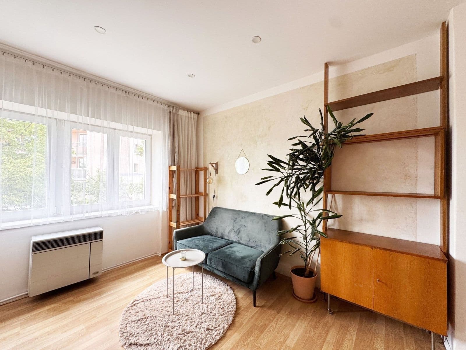 Prenájom bytu 2-izbový 47 m², Jihlavská, Praha, Praha Prenájom bytu 2-izbový 47 m², Jihlavská, Praha, Praha