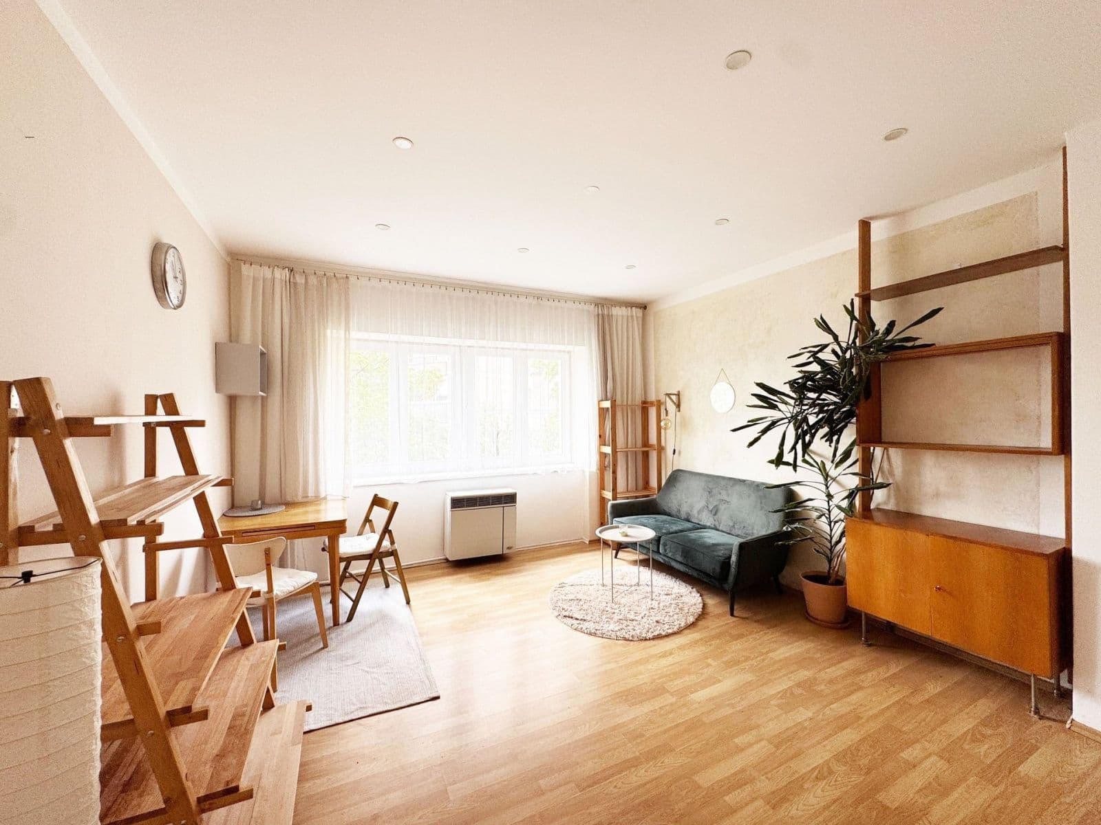 Prenájom bytu 2-izbový 47 m², Jihlavská, Praha, Praha Prenájom bytu 2-izbový 47 m², Jihlavská, Praha, Praha