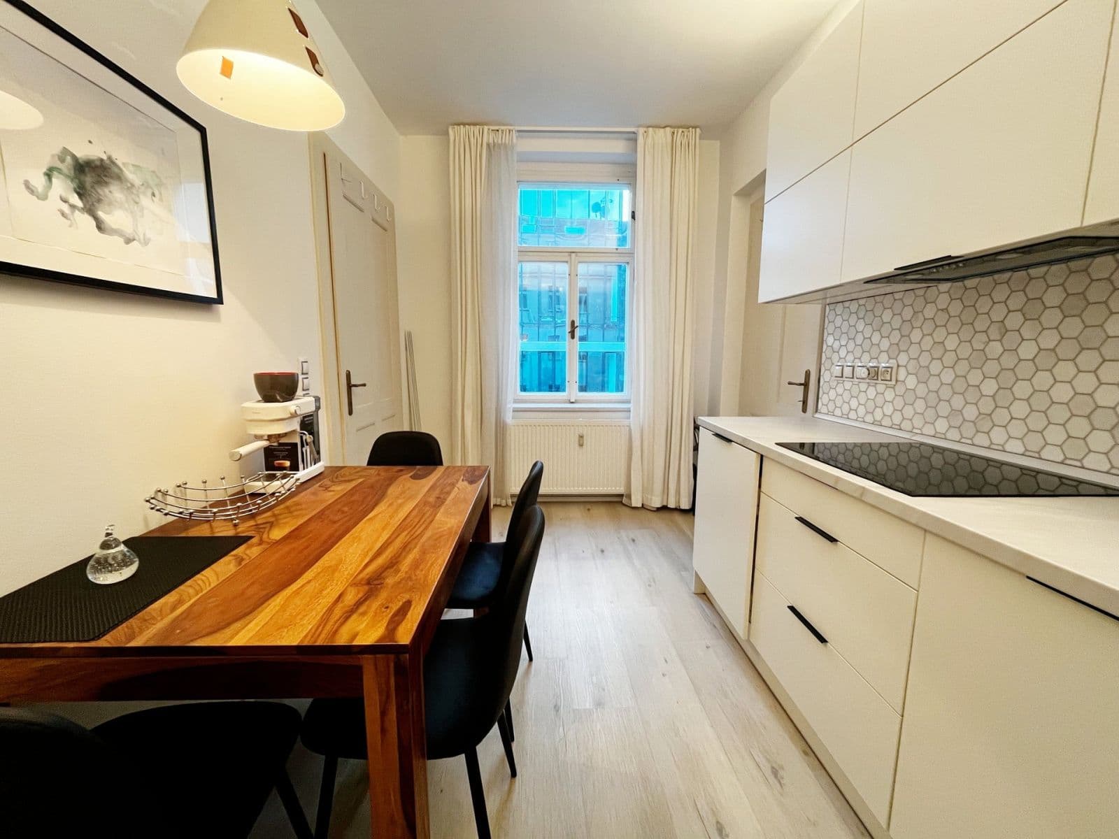 Prenájom bytu 1-izbový 32 m², Jungmannova, Praha, Praha Prenájom bytu 1-izbový 32 m², Jungmannova, Praha, Praha