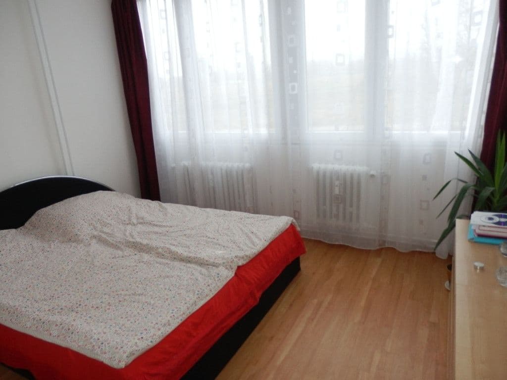 Prenájom bytu 3-izbový 66 m², K Olympiku, Praha, Praha Prenájom bytu 3-izbový 66 m², K Olympiku, Praha, Praha