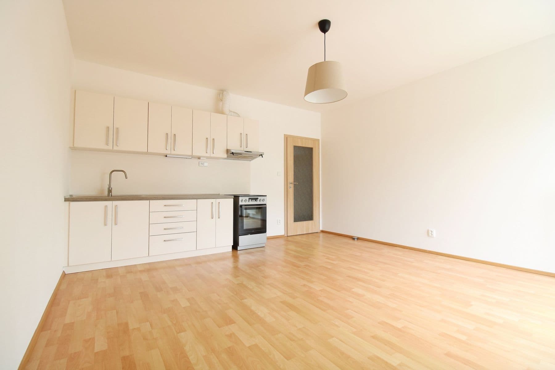 Prenájom bytu 2-izbový 52 m², Jaroslava Holečka, Kladno, Středočeský kraj Prenájom bytu 2-izbový 52 m², Jaroslava Holečka, Kladno, Středočeský kraj