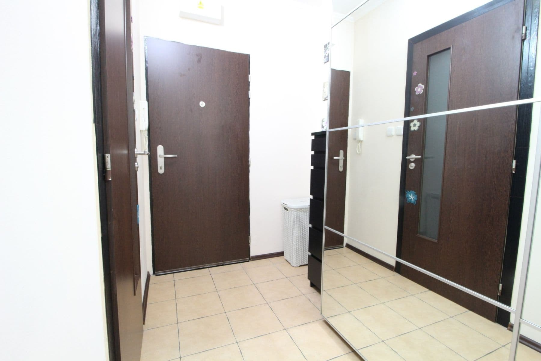Prenájom bytu 2-izbový 41 m², Přímětická, Praha, Praha Prenájom bytu 2-izbový 41 m², Přímětická, Praha, Praha