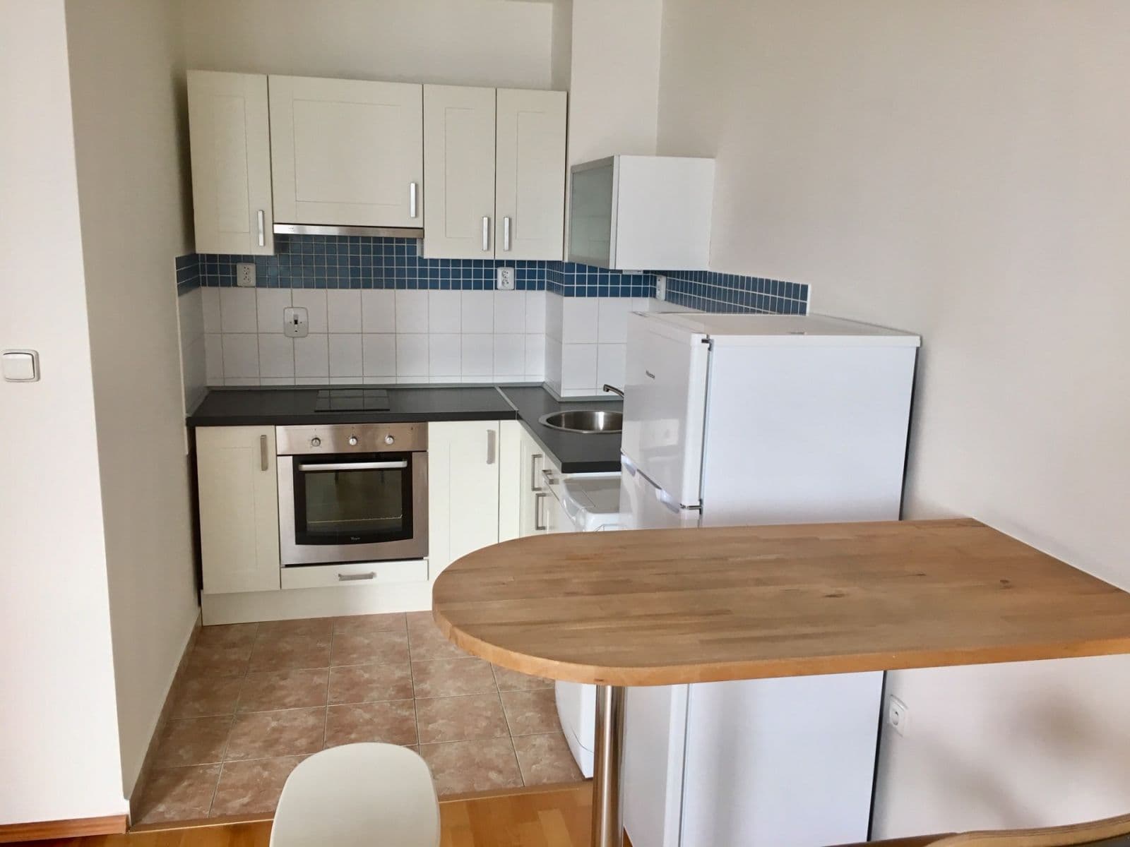 Prenájom bytu 1-izbový 40 m², Vinohradská, Praha, Praha Prenájom bytu 1-izbový 40 m², Vinohradská, Praha, Praha