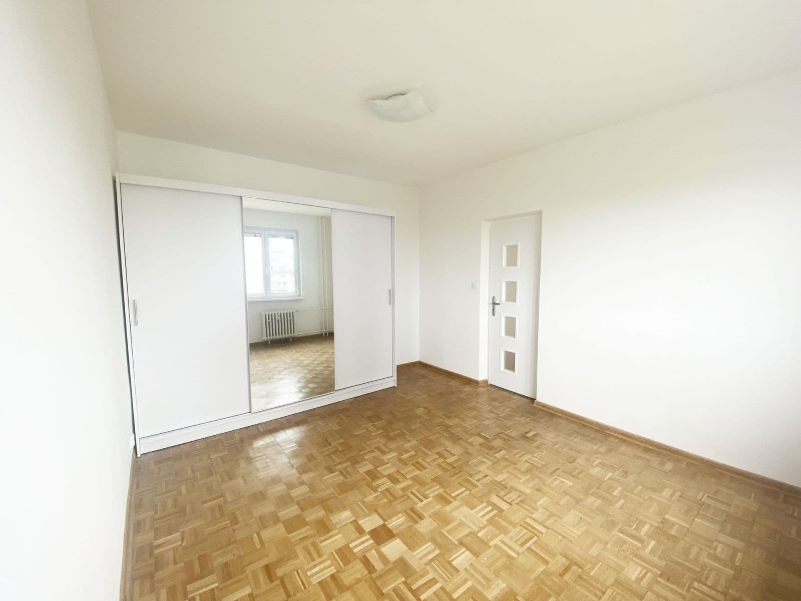 Prenájom bytu 2-izbový 55 m², Hyacintová, Praha, Praha Prenájom bytu 2-izbový 55 m², Hyacintová, Praha, Praha