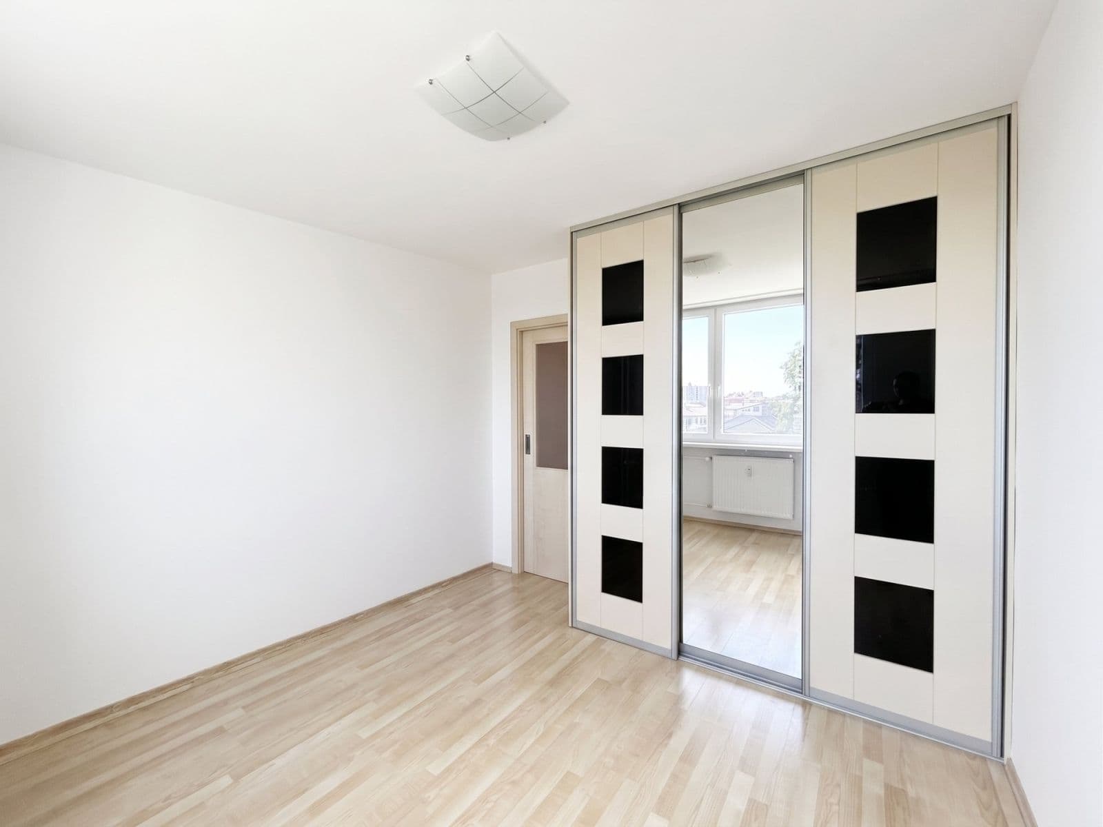 Prenájom bytu 3-izbový 78 m², Pšenčíkova, Praha, Praha Prenájom bytu 3-izbový 78 m², Pšenčíkova, Praha, Praha