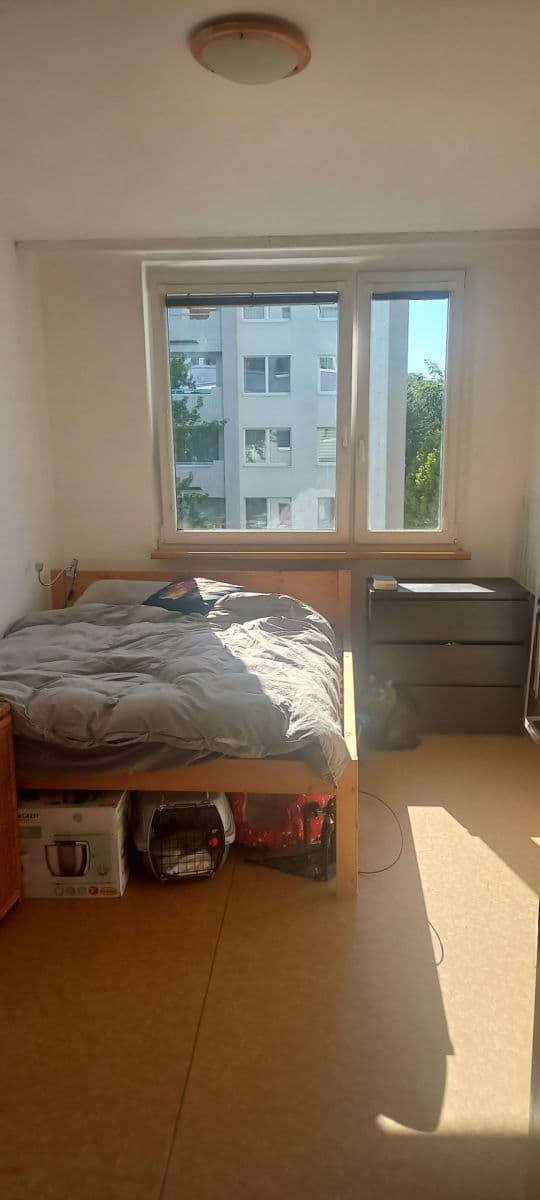Prenájom bytu 2-izbový 43 m², Ostravská, Praha, Praha Prenájom bytu 2-izbový 43 m², Ostravská, Praha, Praha