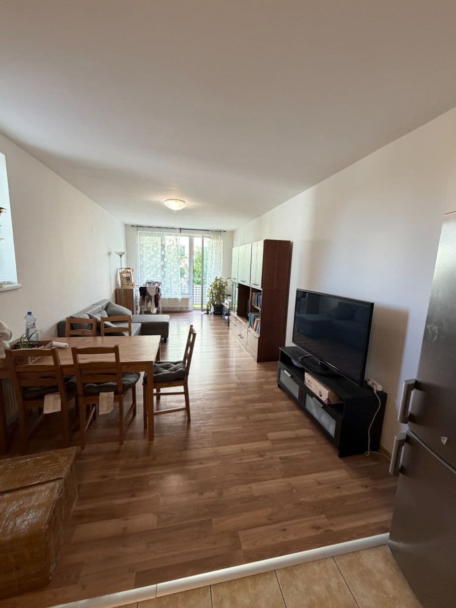 Prenájom bytu 3-izbový 78 m², Šternovská, Praha, Praha Prenájom bytu 3-izbový 78 m², Šternovská, Praha, Praha