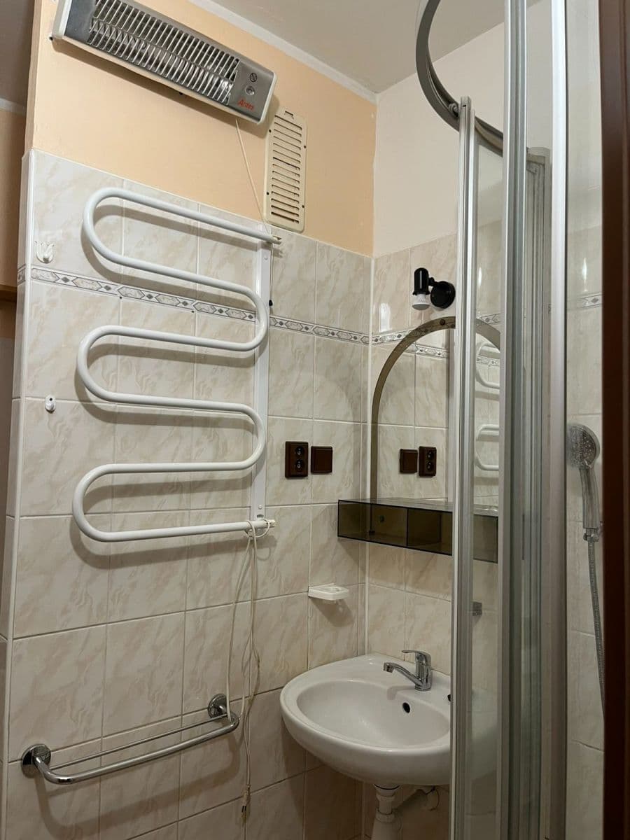 Predaj bytu 2-izbový 38 m², Okružní, Vsetín, Zlínský kraj Predaj bytu 2-izbový 38 m², Okružní, Vsetín, Zlínský kraj