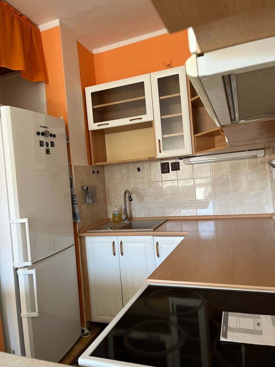 Predaj bytu 2-izbový 38 m², Okružní, Vsetín, Zlínský kraj Predaj bytu 2-izbový 38 m², Okružní, Vsetín, Zlínský kraj