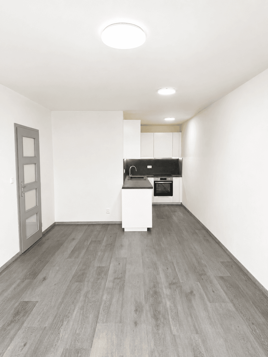 Prenájom bytu 3-izbový 67 m², Janovská, Praha, Praha Prenájom bytu 3-izbový 67 m², Janovská, Praha, Praha