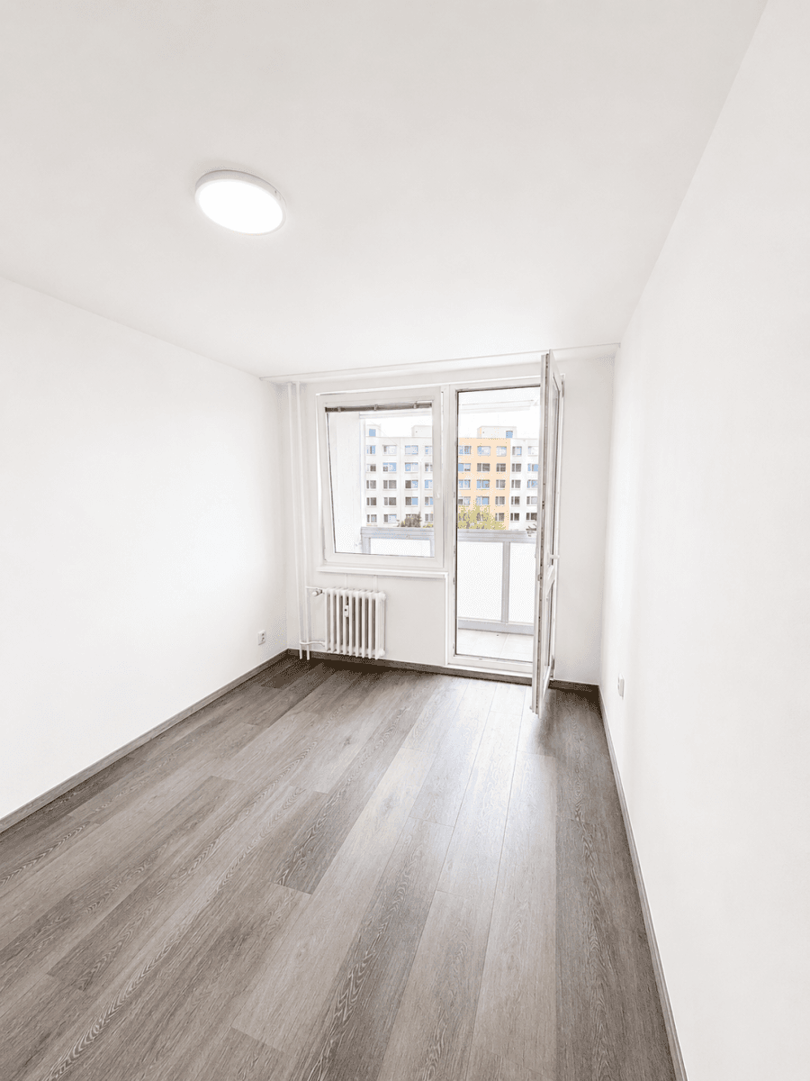 Prenájom bytu 3-izbový 67 m², Janovská, Praha, Praha Prenájom bytu 3-izbový 67 m², Janovská, Praha, Praha