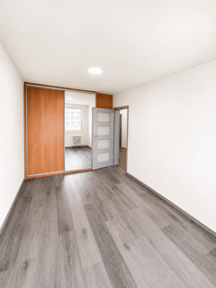 Prenájom bytu 3-izbový 67 m², Janovská, Praha, Praha Prenájom bytu 3-izbový 67 m², Janovská, Praha, Praha