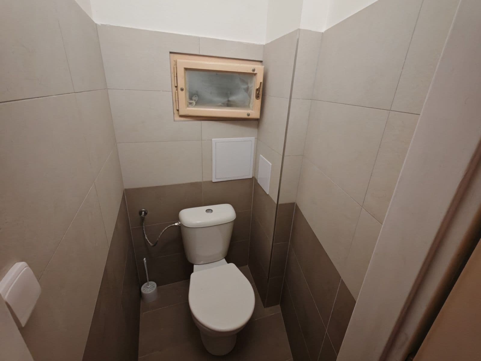 Prenájom bytu 2-izbový 50 m², U Elektrárny, Praha, Praha Prenájom bytu 2-izbový 50 m², U Elektrárny, Praha, Praha