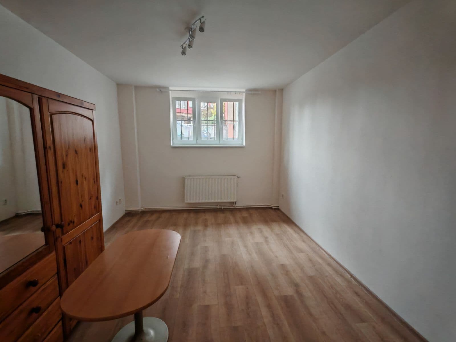 Prenájom bytu 2-izbový 50 m², U Elektrárny, Praha, Praha Prenájom bytu 2-izbový 50 m², U Elektrárny, Praha, Praha