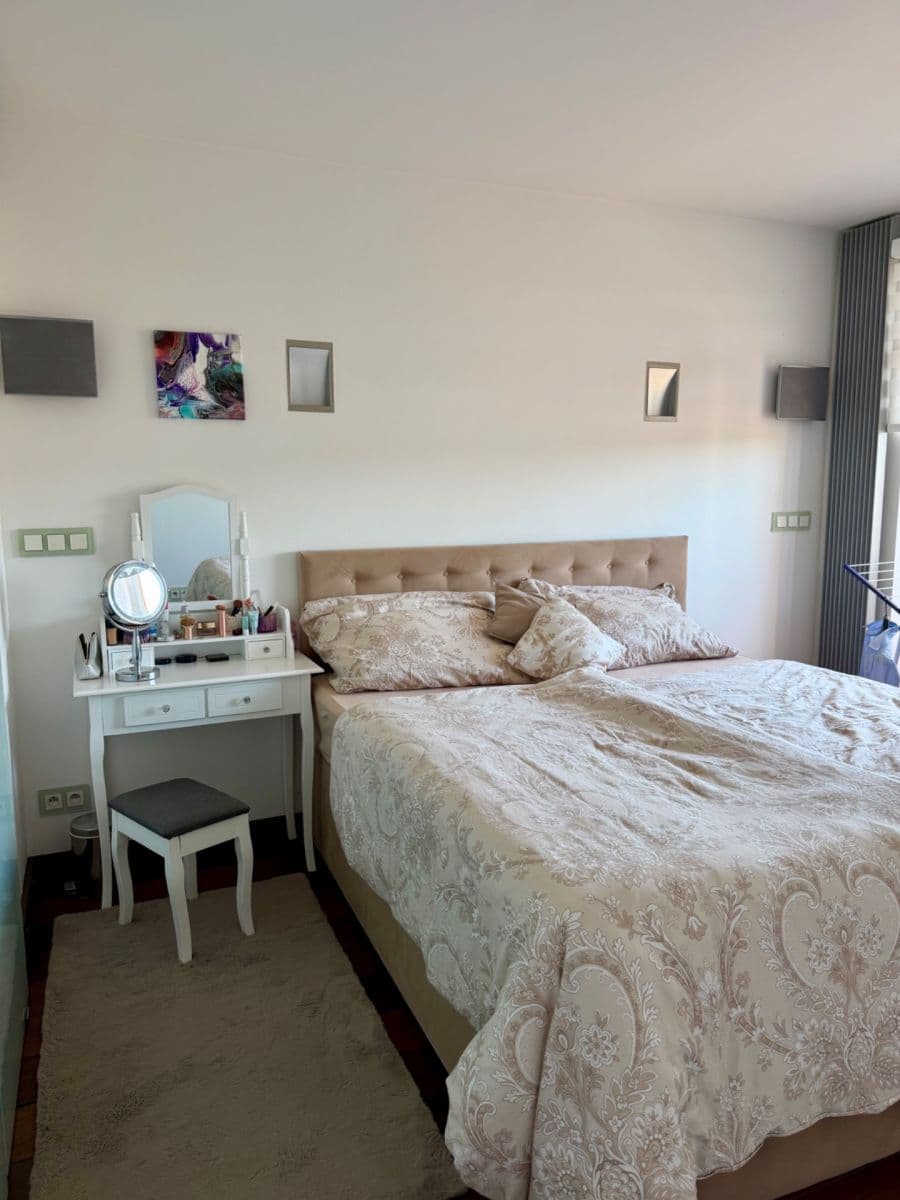 Prenájom bytu 2-izbový 50 m², Nepilova, Praha, Praha Prenájom bytu 2-izbový 50 m², Nepilova, Praha, Praha