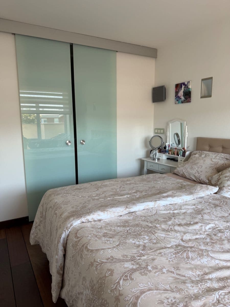 Prenájom bytu 2-izbový 50 m², Nepilova, Praha, Praha Prenájom bytu 2-izbový 50 m², Nepilova, Praha, Praha