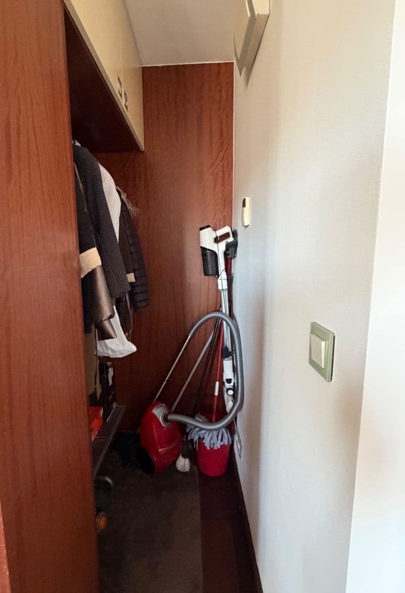 Prenájom bytu 2-izbový 50 m², Nepilova, Praha, Praha Prenájom bytu 2-izbový 50 m², Nepilova, Praha, Praha