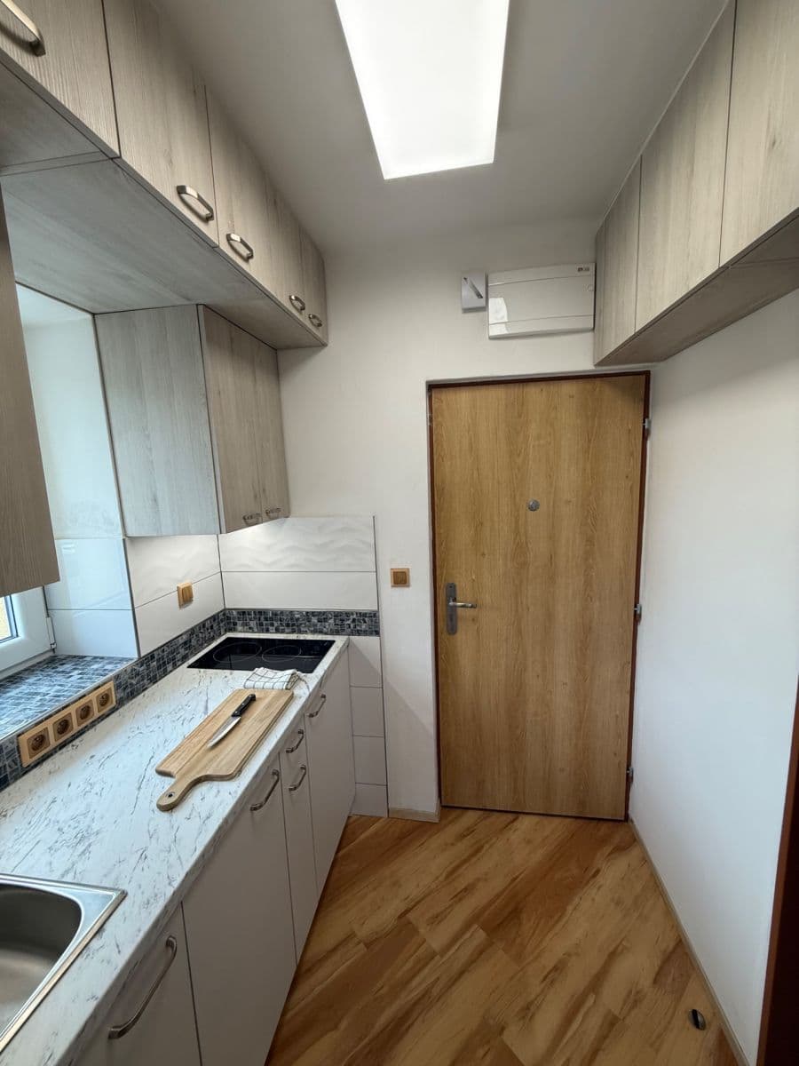 Predaj bytu 1-izbový 23 m², Matouše Václavka, Vsetín, Zlínský kraj Predaj bytu 1-izbový 23 m², Matouše Václavka, Vsetín, Zlínský kraj