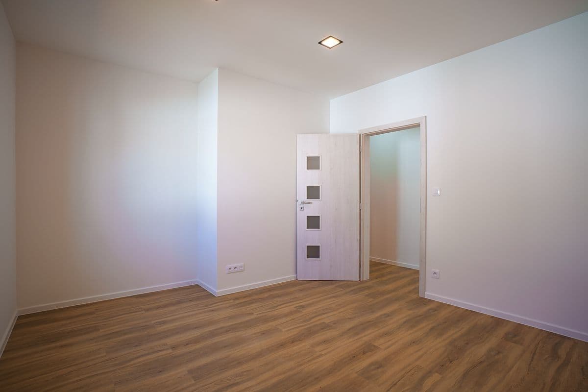 Predaj domu 141 m², pozemek 396 m², Kolínská, Kolín, Středočeský kraj Predaj domu 141 m², pozemek 396 m², Kolínská, Kolín, Středočeský kraj