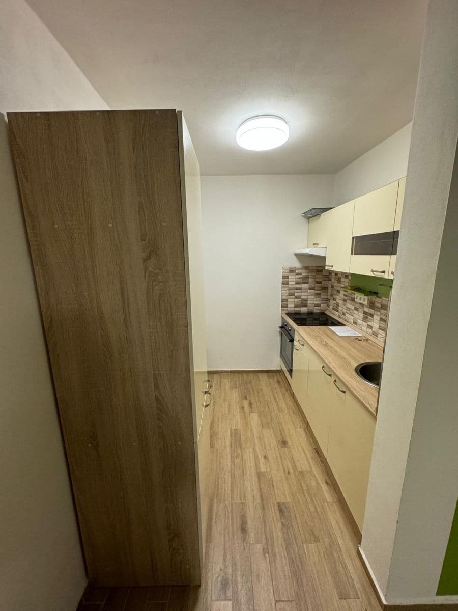 Prenájom bytu 2-izbový 45 m², K vodárně, Čerčany, Středočeský kraj Prenájom bytu 2-izbový 45 m², K vodárně, Čerčany, Středočeský kraj